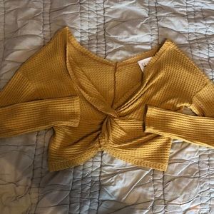 long sleeve crop top